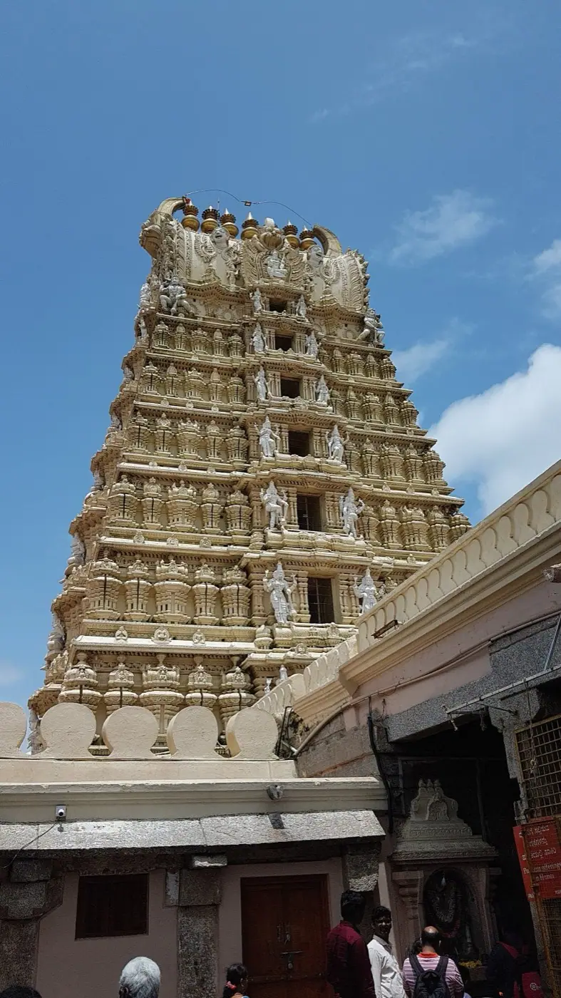 Chamundeshwari Temple, temples near Bengaluru