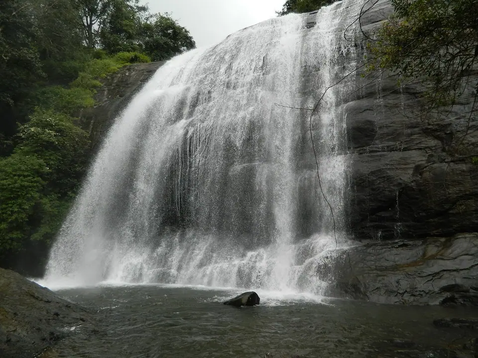 Chelavara Falls, waterfalls near Bengaluru
