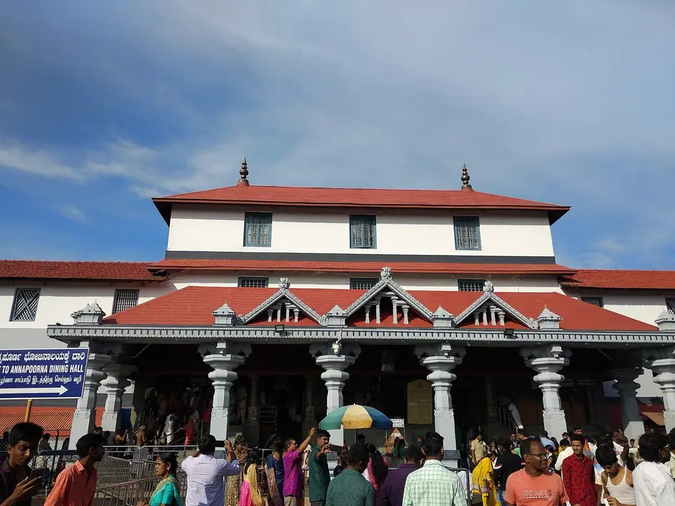 Dharmasthala Manjunatha Temple, temples near Bengaluru