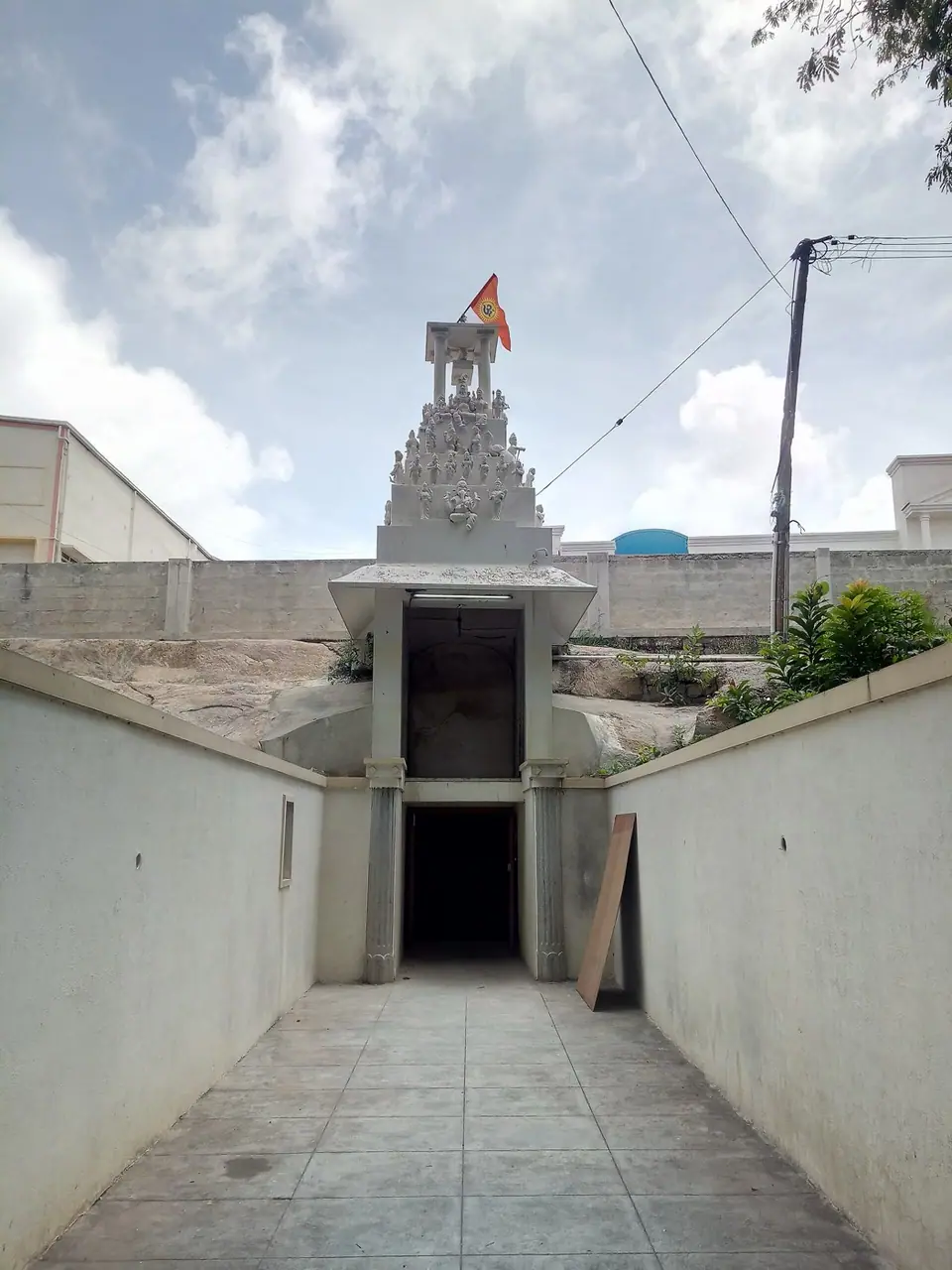 Hulimavu Cave Temple, temples near Bengaluru