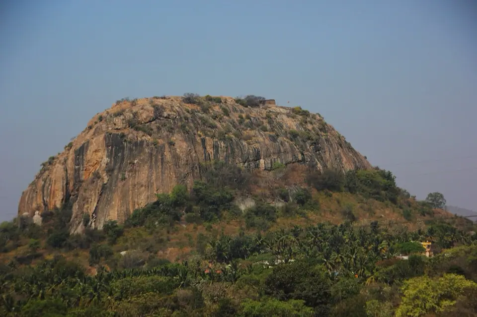Huliyurdurga Fort, hills & trekking near Bengaluru
