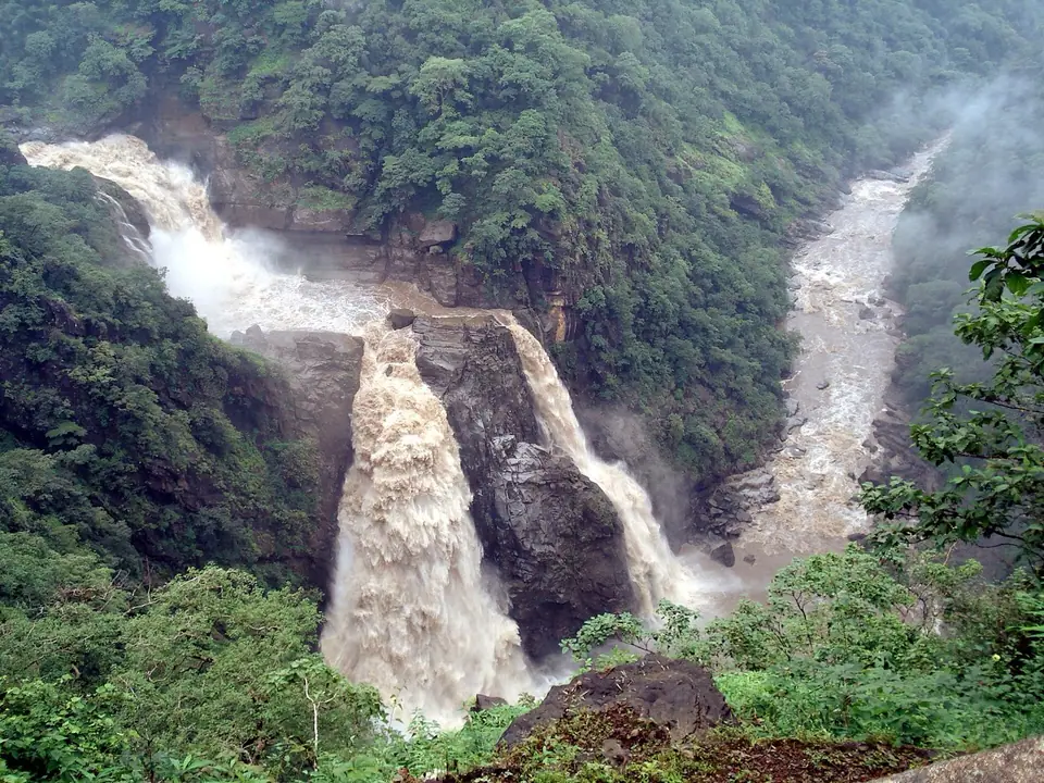 Magod Falls, waterfalls near Bengaluru
