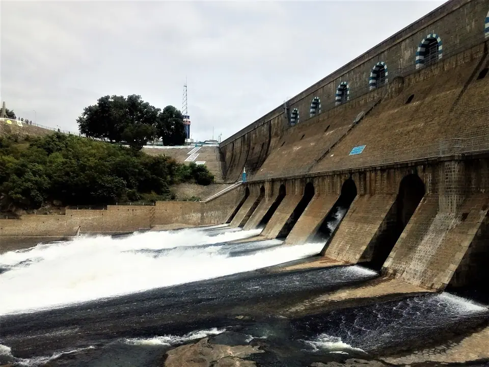 Mettur Dam, lakes near Bengaluru