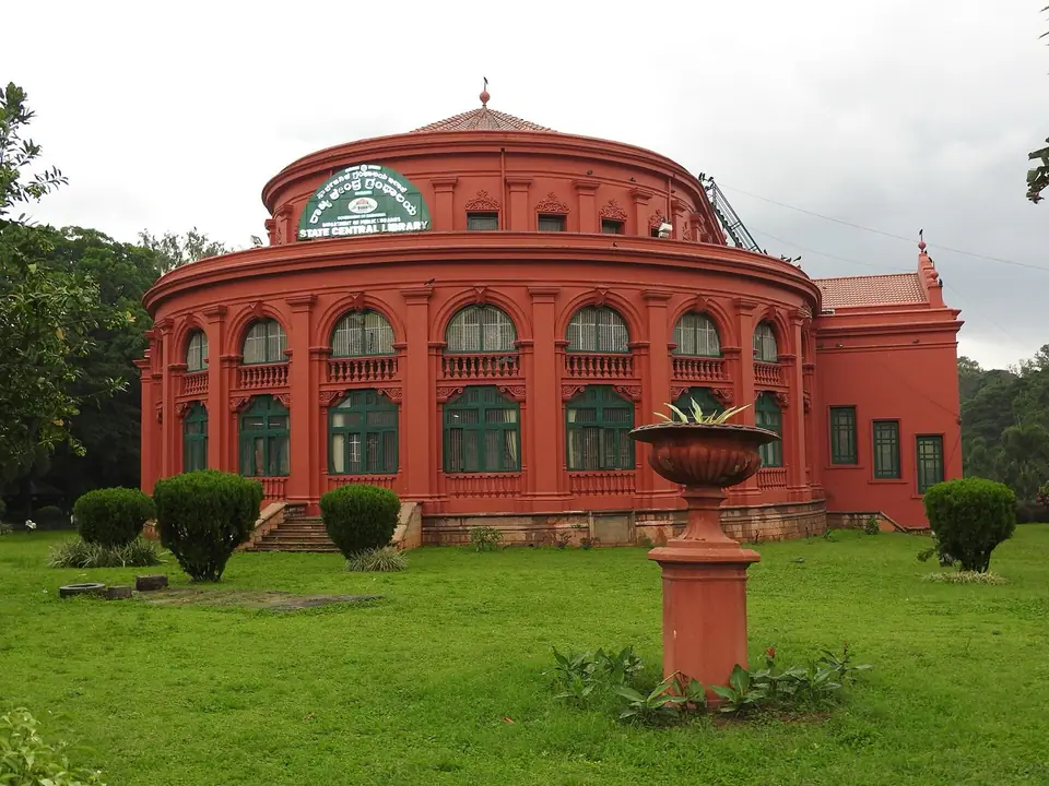 Seshadri Iyer Memorial Hall, heritage near Bengaluru